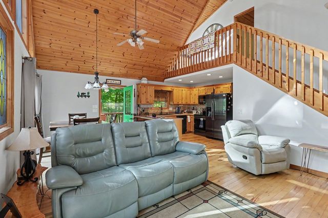 340 Vista Hills Road, Murphy, NC 28906