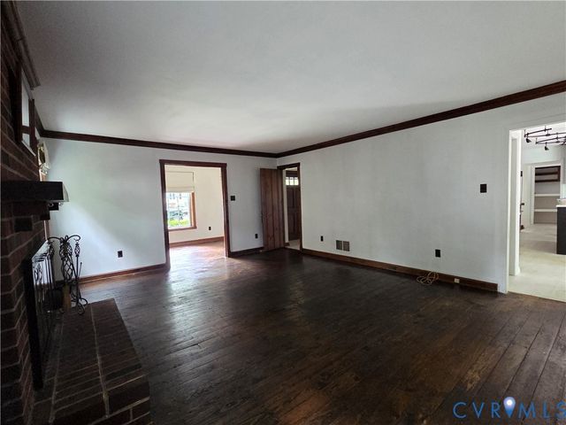 2409 Stuts Ln, North Chesterfield, VA 23236