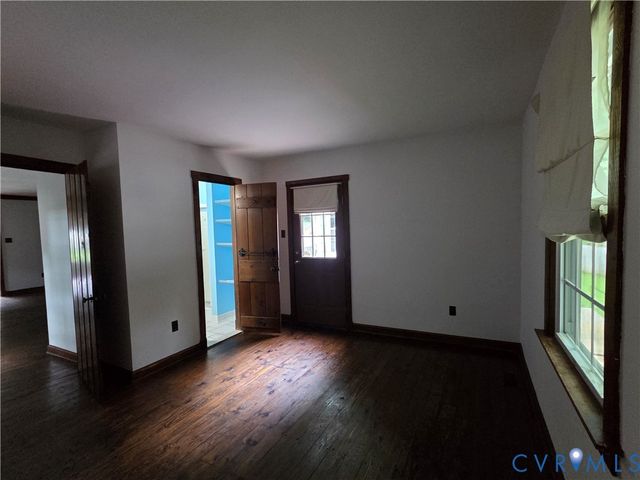 2409 Stuts Ln, North Chesterfield, VA 23236