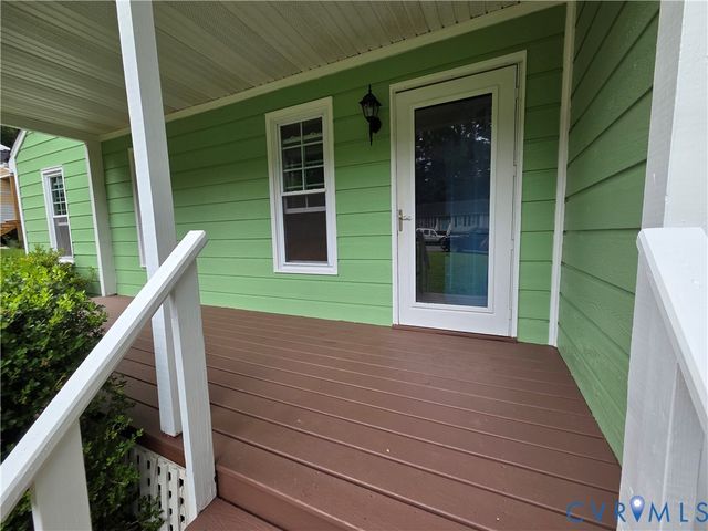 2409 Stuts Ln, North Chesterfield, VA 23236