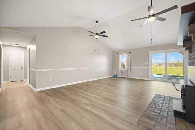 103 Deer Creek Drive, Richmond, KY 40475