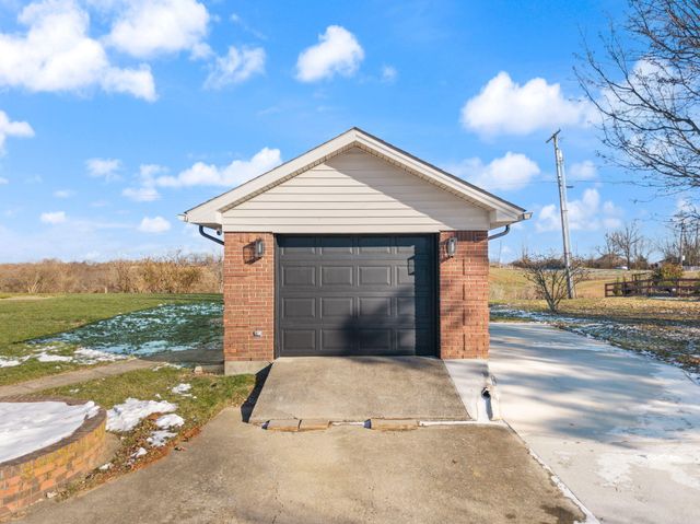 103 Deer Creek Drive, Richmond, KY 40475