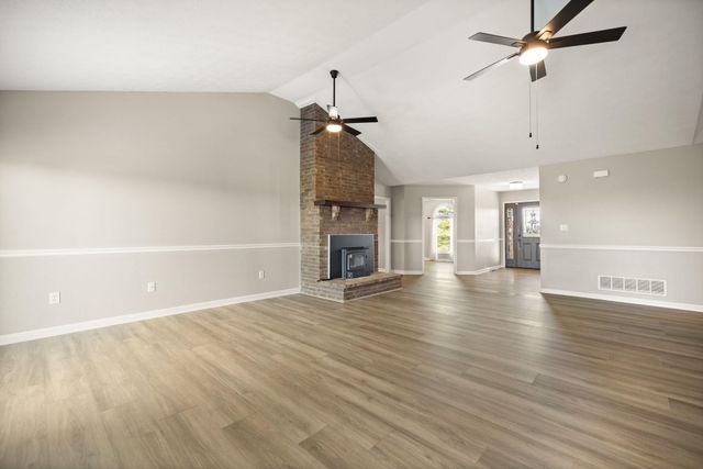 103 Deer Creek Drive, Richmond, KY 40475