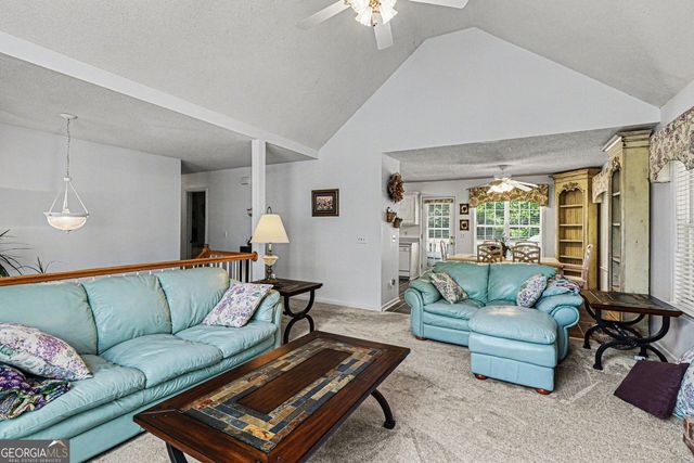 130 Orchard Way SE, Calhoun, GA 30701