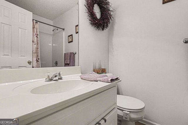 130 Orchard Way SE, Calhoun, GA 30701