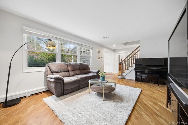5 Continental Road, Scarsdale, NY 10583