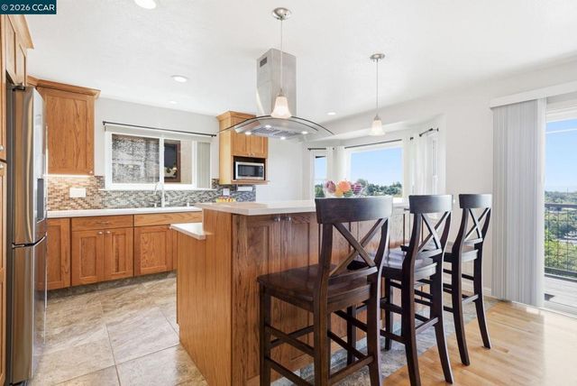 265 Toledo Ct, Vallejo, CA 94591