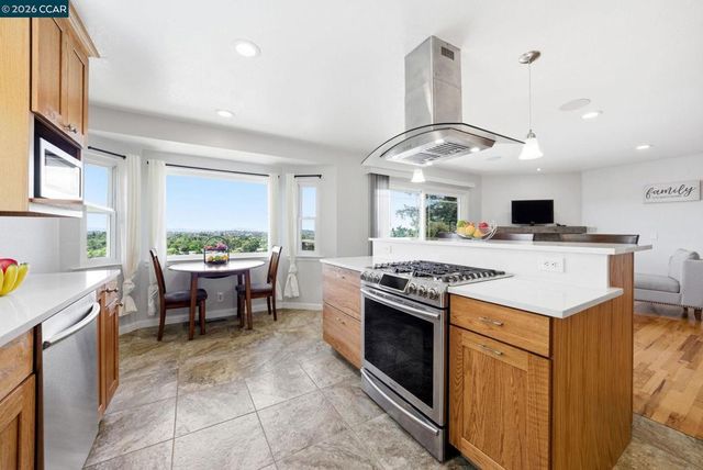265 Toledo Ct, Vallejo, CA 94591