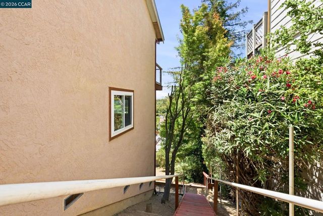 265 Toledo Ct, Vallejo, CA 94591