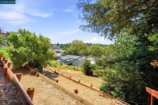 265 Toledo Ct, Vallejo, CA 94591
