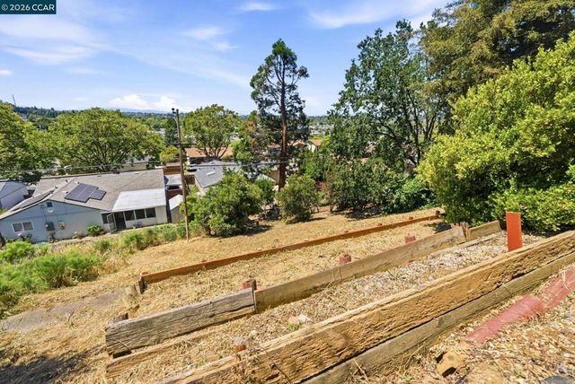 265 Toledo Ct, Vallejo, CA 94591