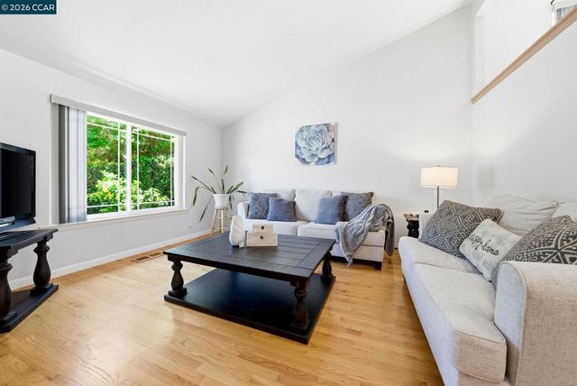 265 Toledo Ct, Vallejo, CA 94591