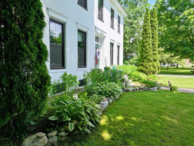 5 Pearl Street, Brandon, VT 05733