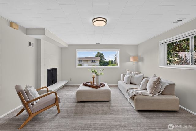 2428 Crestline Drive, Bellingham, WA 98229