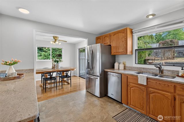 2428 Crestline Drive, Bellingham, WA 98229