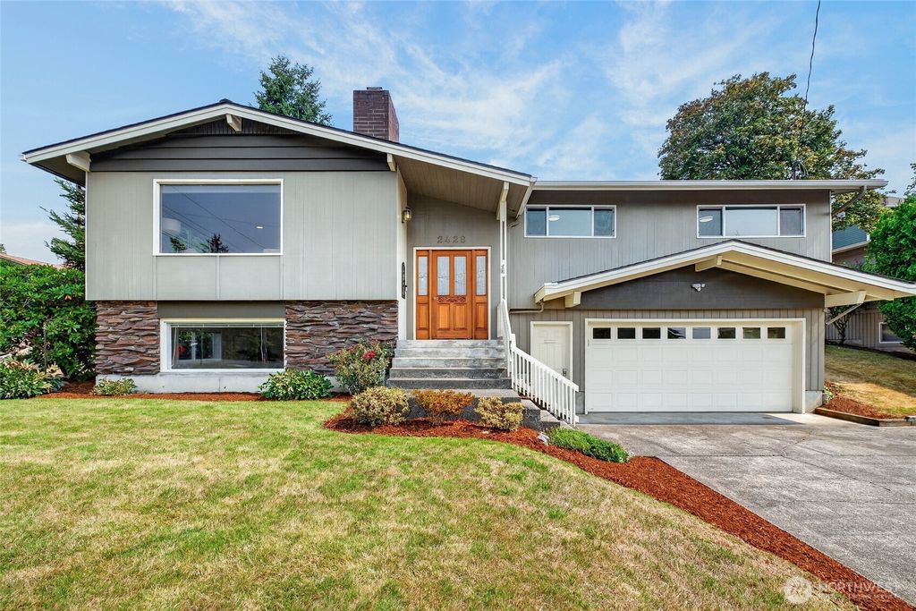 2428 Crestline Drive, Bellingham, WA 98229
