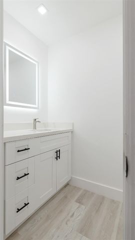 2314 Johnson Street 20C, Hollywood, FL 33020