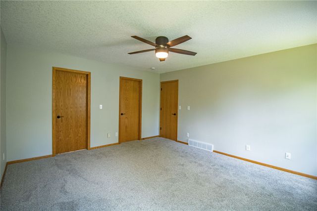 2050 Sky View Drive, Marion, IA 52302