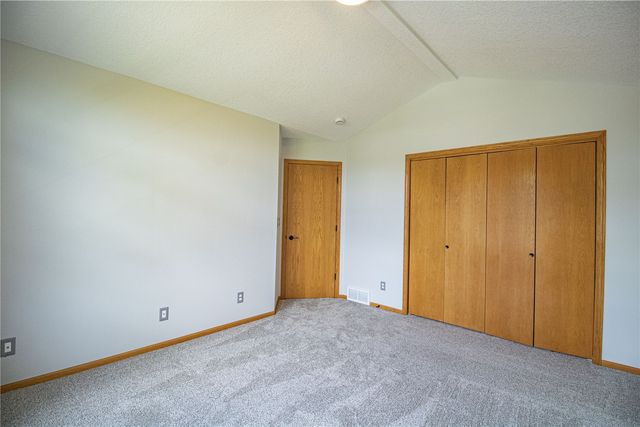 2050 Sky View Drive, Marion, IA 52302