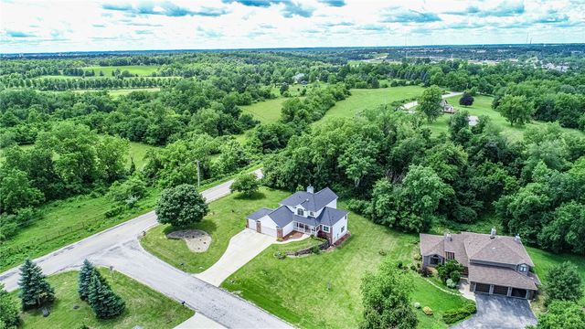 2050 Sky View Drive, Marion, IA 52302