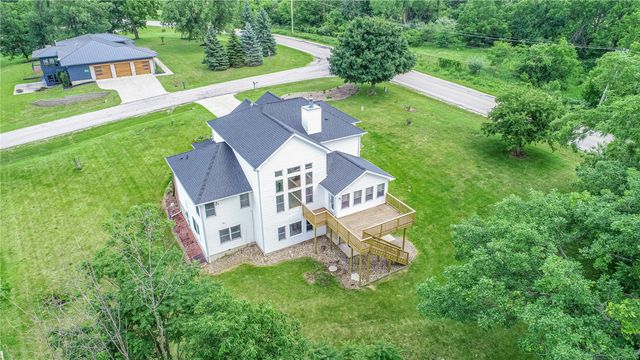 2050 Sky View Drive, Marion, IA 52302