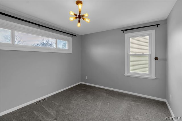 275 North Willowlawn Parkway, Cheektowaga, NY 14206