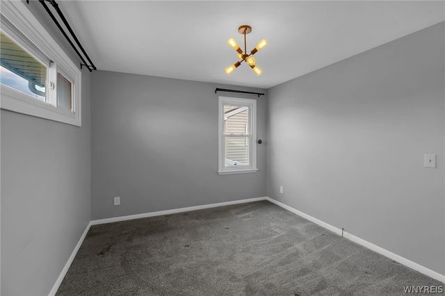 275 North Willowlawn Parkway, Cheektowaga, NY 14206