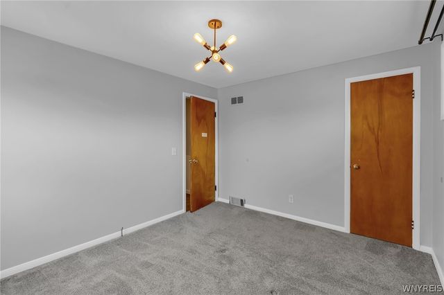 275 North Willowlawn Parkway, Cheektowaga, NY 14206