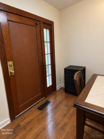 1114 Woodlawn Avenue, Cincinnati, OH 45205