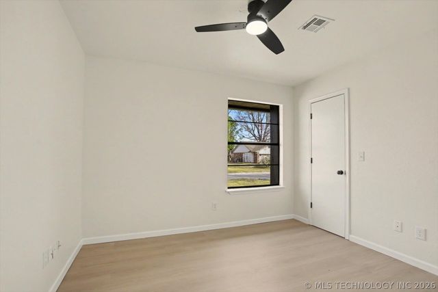 119 W Roanoke Street N, Broken Arrow, OK 74011