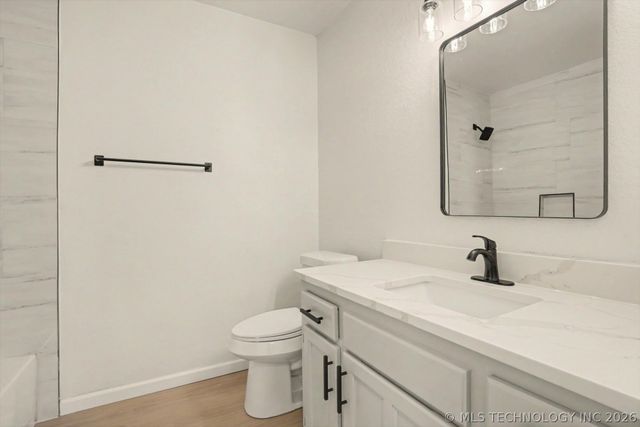 119 W Roanoke Street N, Broken Arrow, OK 74011