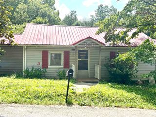 103 Robin Hood Road, Taylors, SC 29687