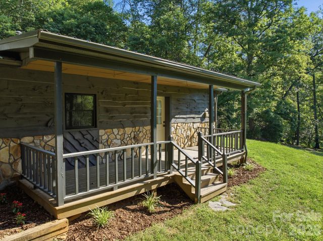 1415 McRary Creek Road, Lenoir, NC 28645