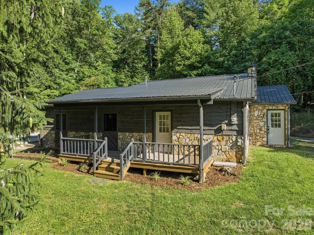 1415 McRary Creek Road, Lenoir, NC 28645