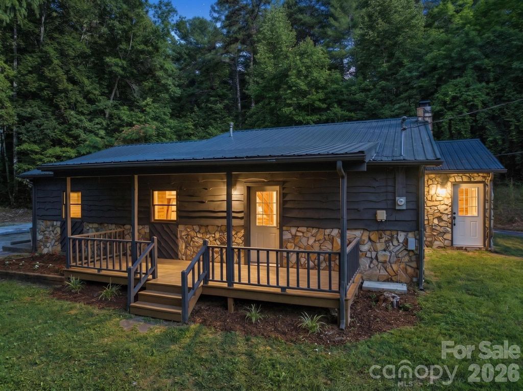 1415 McRary Creek Road, Lenoir, NC 28645