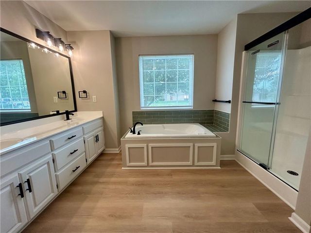 1207 N Glenview Street, Independence, MO 64056