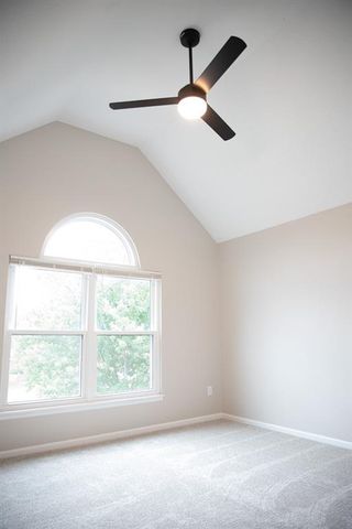 1207 N Glenview Street, Independence, MO 64056