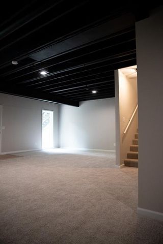 1207 N Glenview Street, Independence, MO 64056