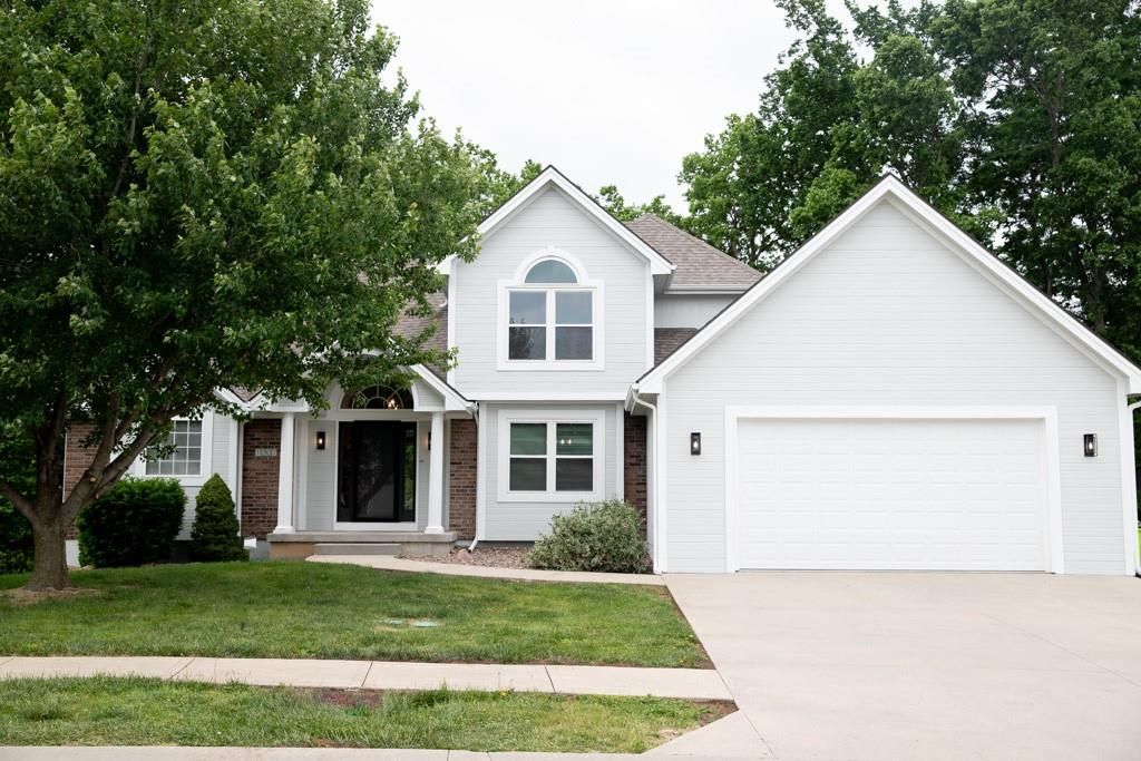 1207 N Glenview Street, Independence, MO 64056