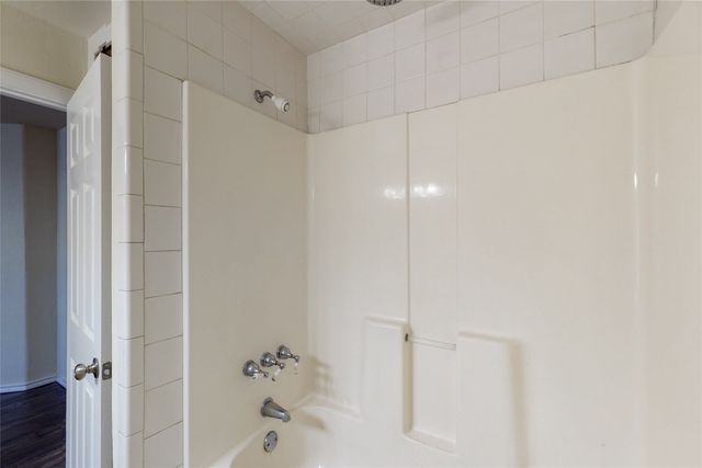 4413 Vermont Avenue B, Fort Worth, TX 76115