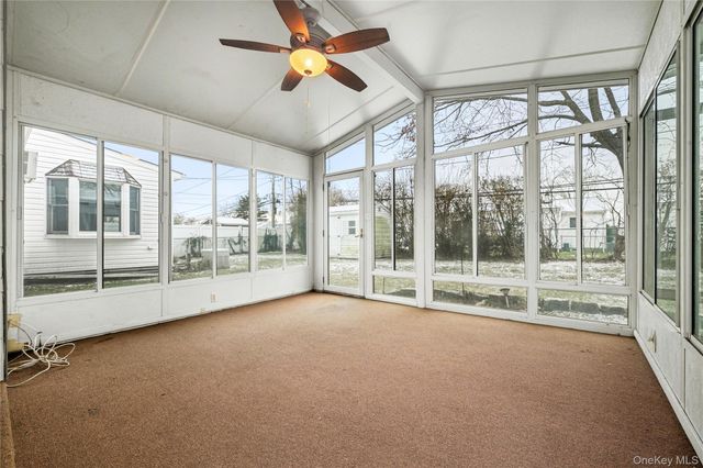 13 Cynthia Lane, Plainview, NY 11803