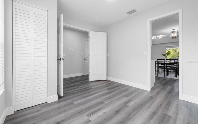 212 2ND AVENUE SE, Lutz, FL 33549