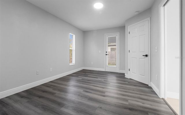 212 2ND AVENUE SE, Lutz, FL 33549