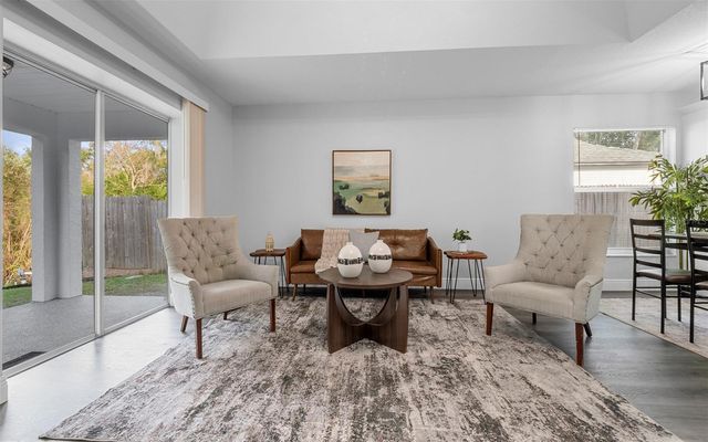 212 2ND AVENUE SE, Lutz, FL 33549