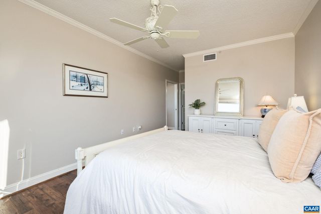 500 Crestwood Dr Unit 2403, Charlottesville, VA 22903