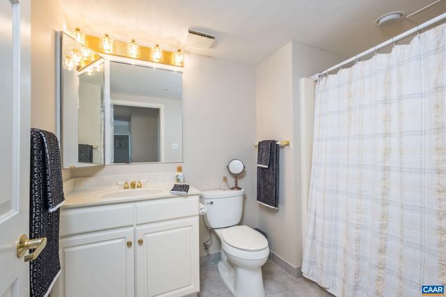 500 Crestwood Dr Unit 2403, Charlottesville, VA 22903