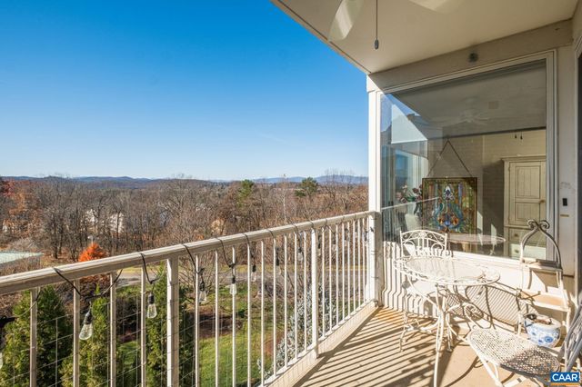 500 Crestwood Dr Unit 2403, Charlottesville, VA 22903