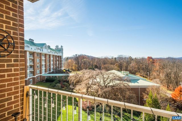 500 Crestwood Dr Unit 2403, Charlottesville, VA 22903