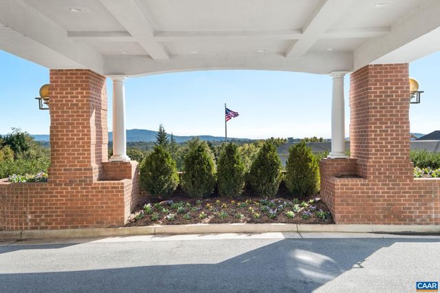 500 Crestwood Dr Unit 2403, Charlottesville, VA 22903