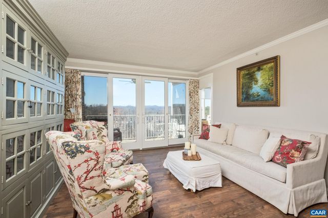 500 Crestwood Dr Unit 2403, Charlottesville, VA 22903